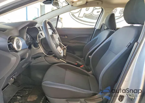 2025 Nissan Versa Sv z USA, uszkodzony, nr VIN 3N1CN8EV9SL857167